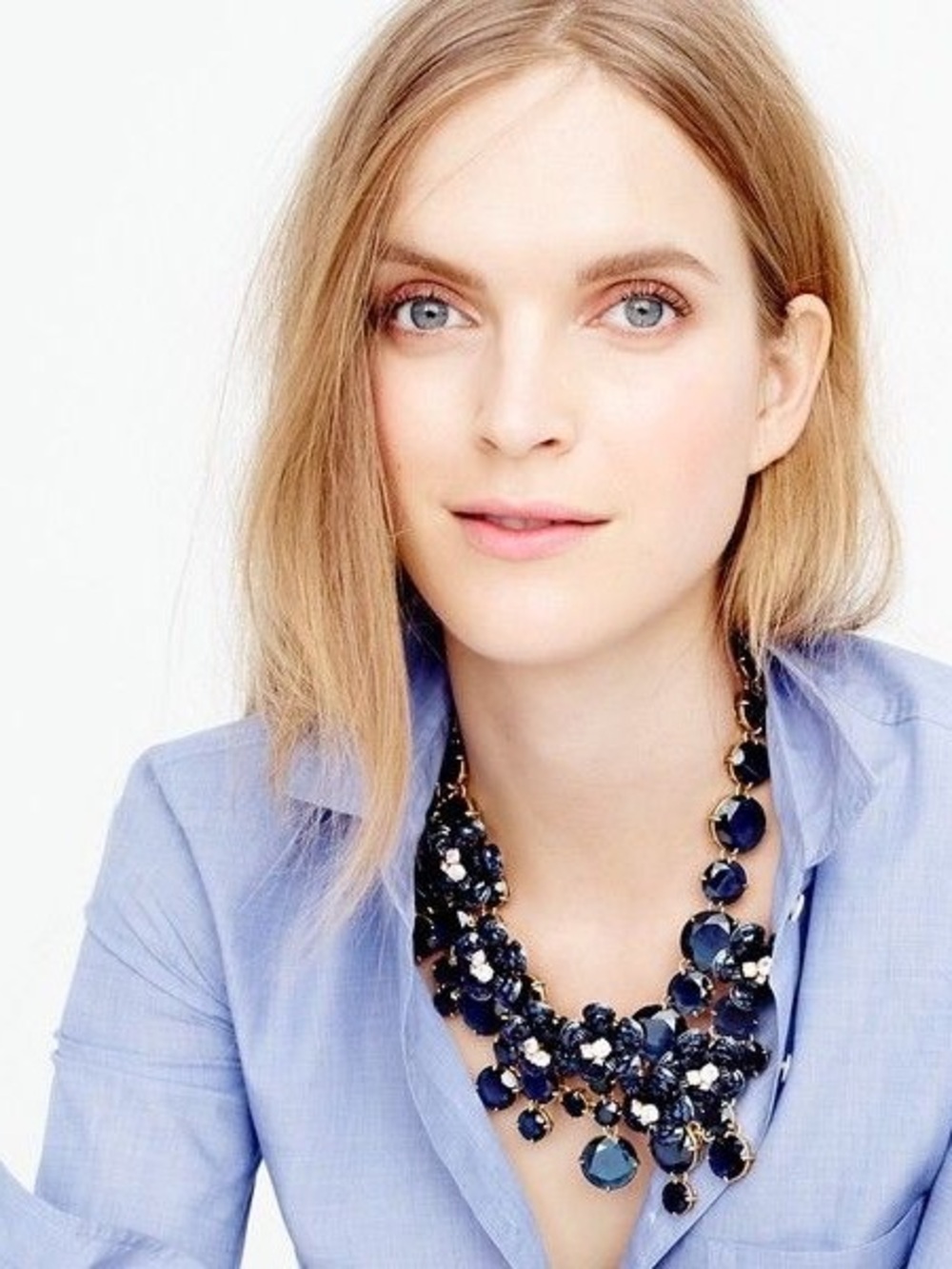 J.Crew Midnight Floral Navy Necklace - NWT - Picture 3 of 6